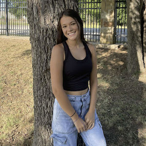 Meet your Posher, Maci